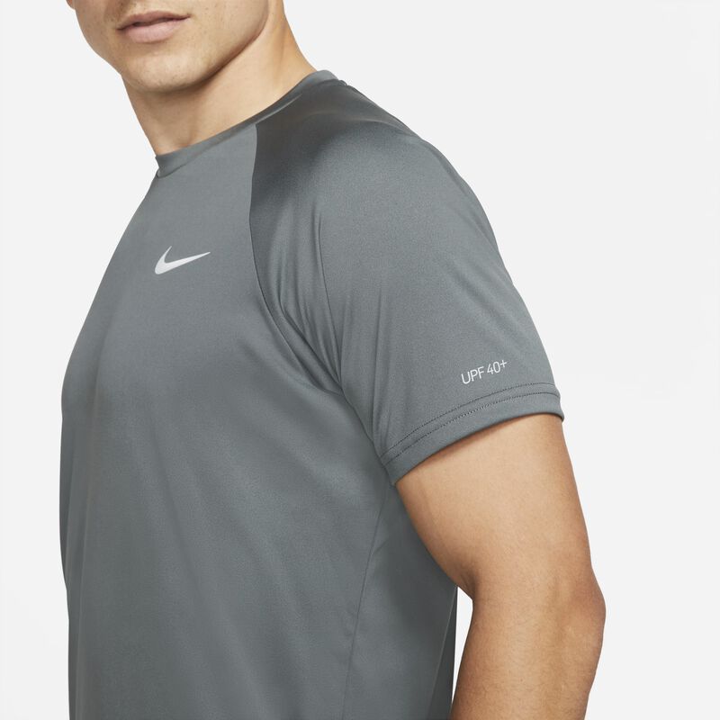 Nike Essential Hydroguard
Poleras manga corta natación hombre