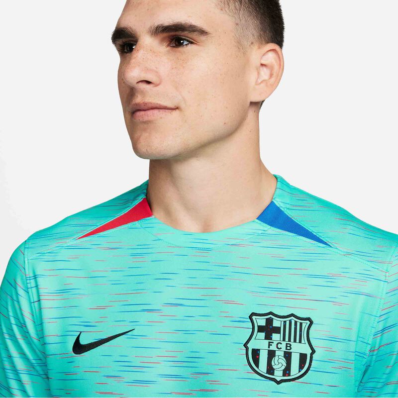 Nike FC Barcelona 2023/24 Stadium Third
Poleras manga corta fútbol hombre