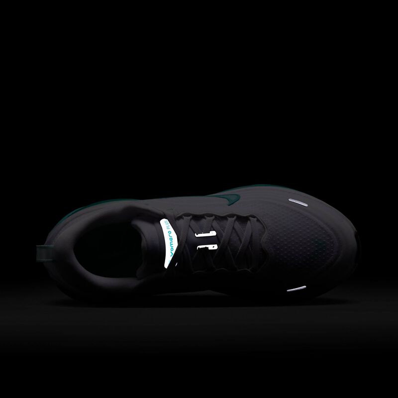Nike Zapatillas Vomero Plus
