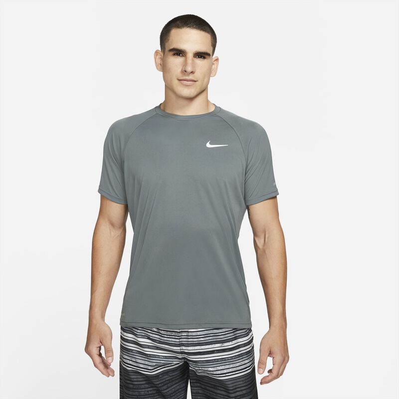 Nike Essential Hydroguard
Poleras manga corta natación hombre