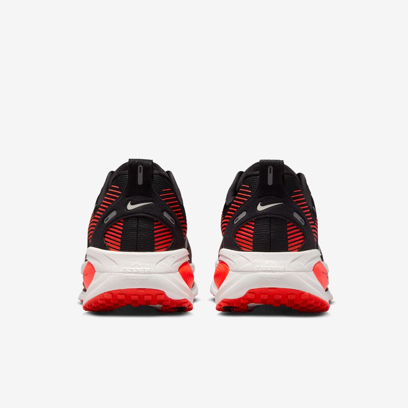 Nike Vomero 18