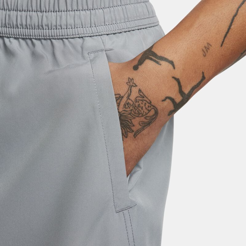 Nike Form
Shorts entrenar hombre