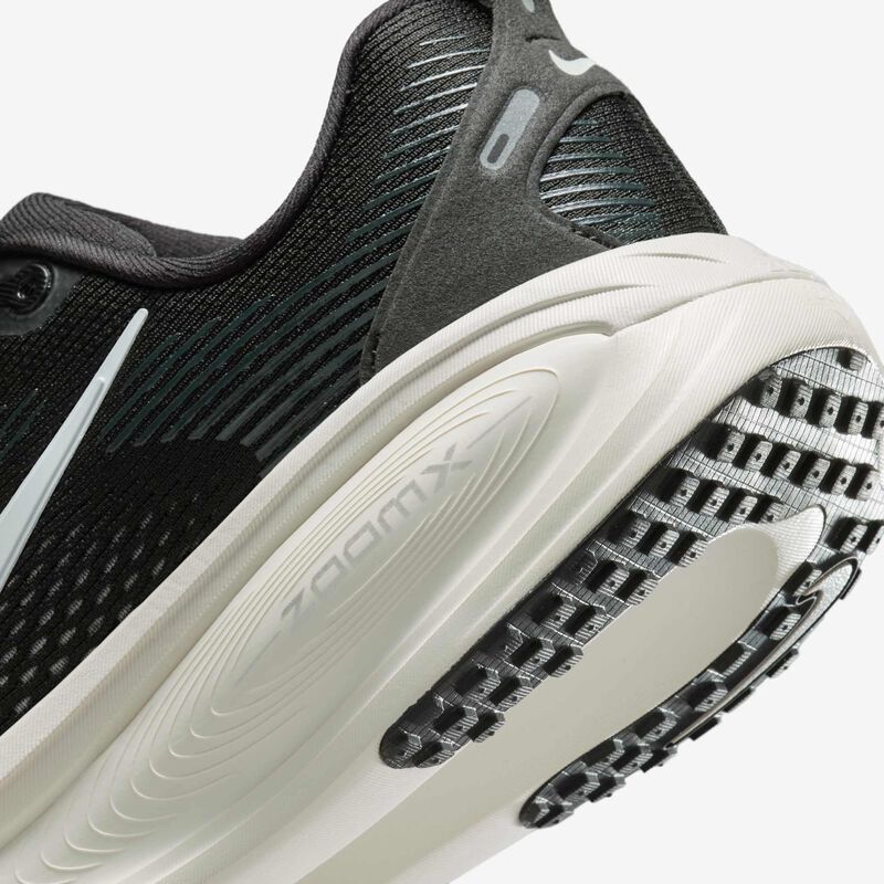 Nike Vomero 18
Zapatillas correr mujer
