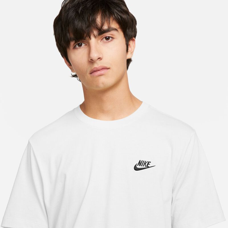 Nike Sportswear Club
Poleras manga corta urbano hombre
