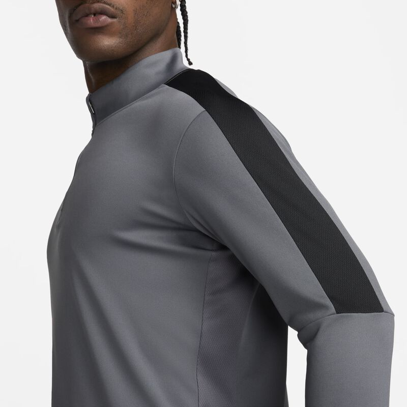 Nike Academy
Poleras manga larga fútbol hombre