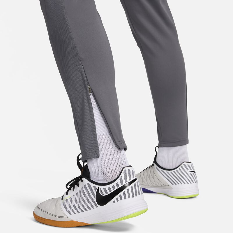 Nike Dri-FIT Academy
Pantalones fútbol hombre