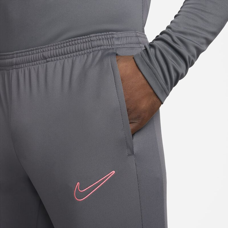 Nike Dri-FIT Academy
Pantalones fútbol hombre