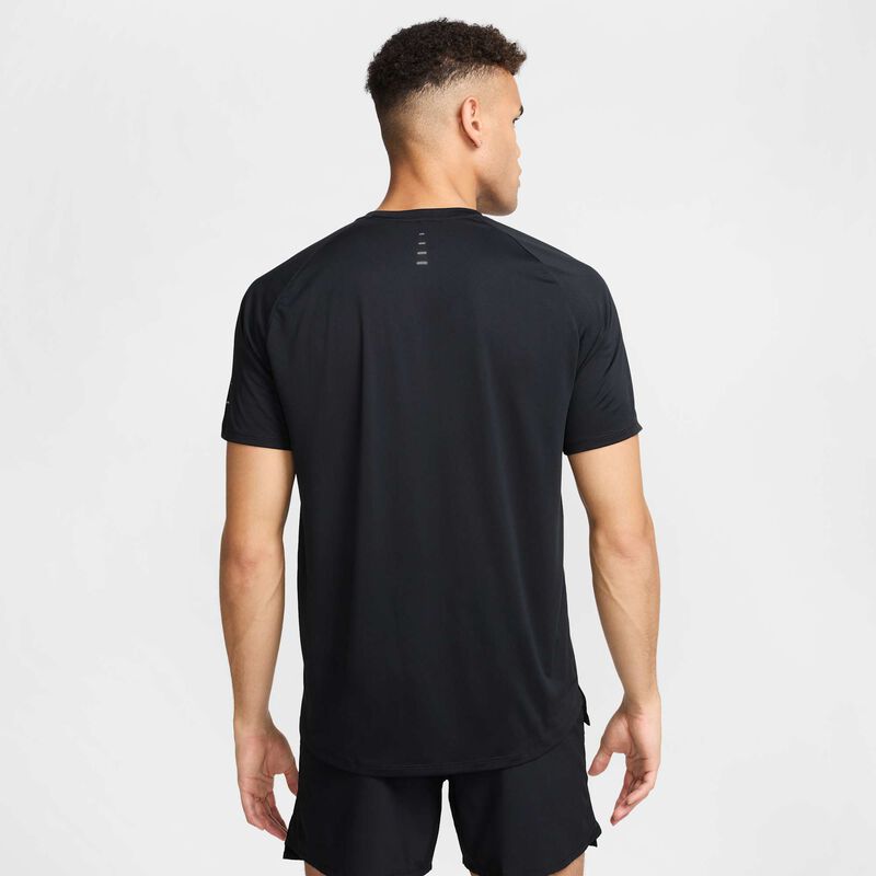 Nike Stride
Poleras manga corta correr hombre