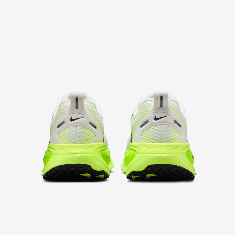 Nike Vomero 18
Zapatillas correr mujer